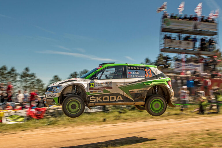 Rallye Italien: Doppelsieg für ŠKODA in der WRC2