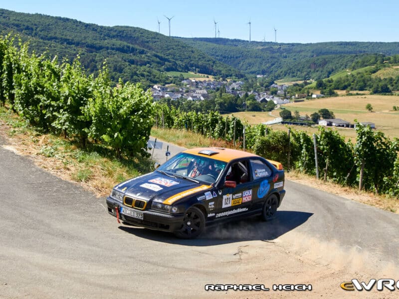 BMW E36 Compact 323ti