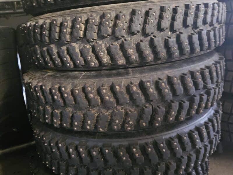 Michelin NA00 Spikes 165/80R15
