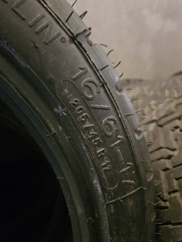 Michelin NA00 Spike Reifen 205/45R17
