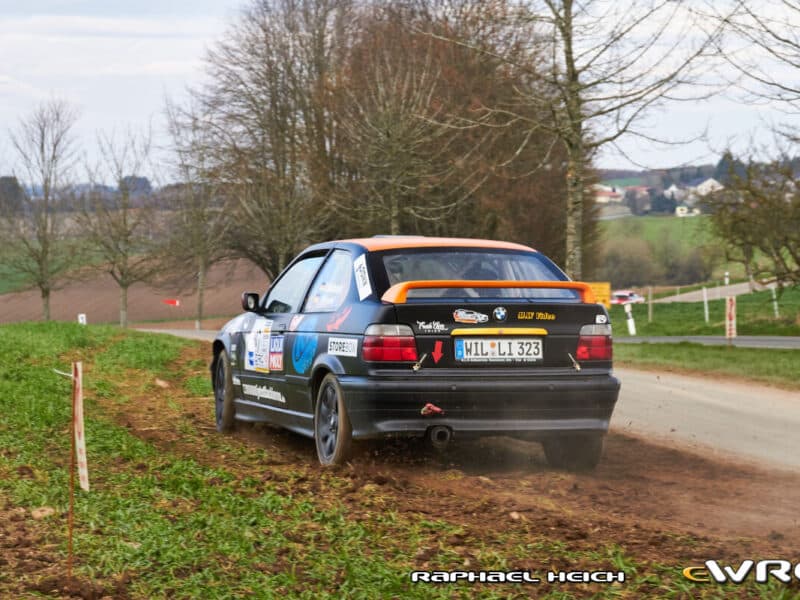 BMW E36 Compact 323ti