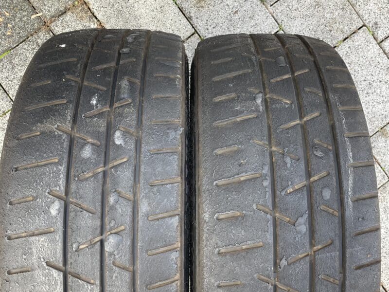 2St./2St. Hankook Z205 215/45R17 Mischung T72/W53 mit 95%