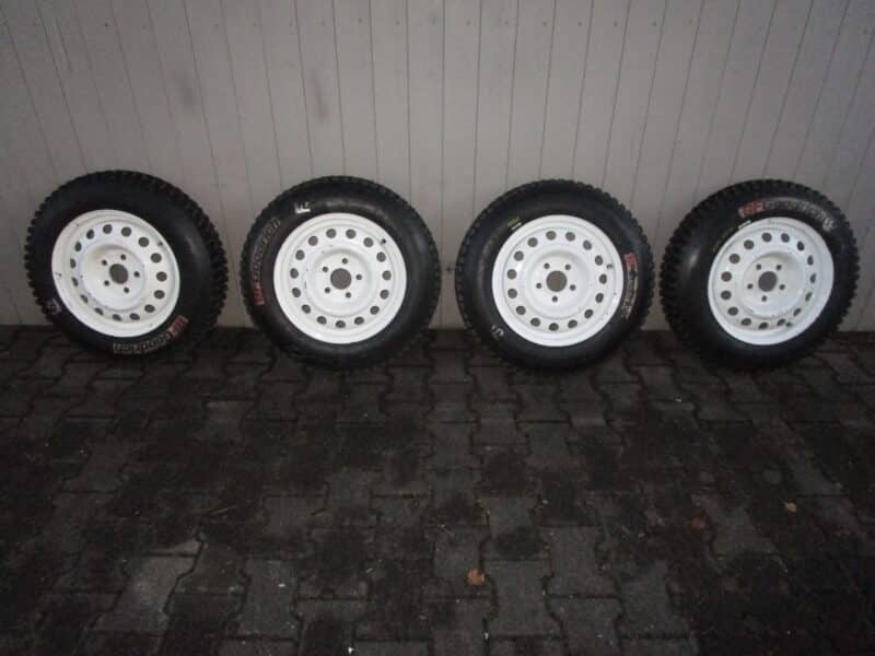 Spike Reifen BF Goodrich 145/90 R15