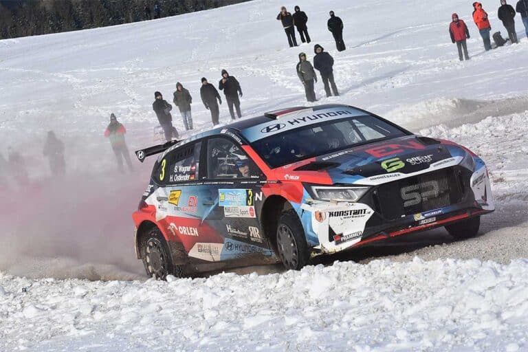 Simon Wagner gewinnt Jänner-Rallye