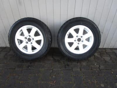 Rallye Schotter Reifen 205/65 R15 6Jx15 ET 45