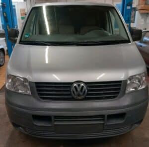 VW Transporter Kastenwagen T5/langer Radstand 2.5Ltr 96 kw