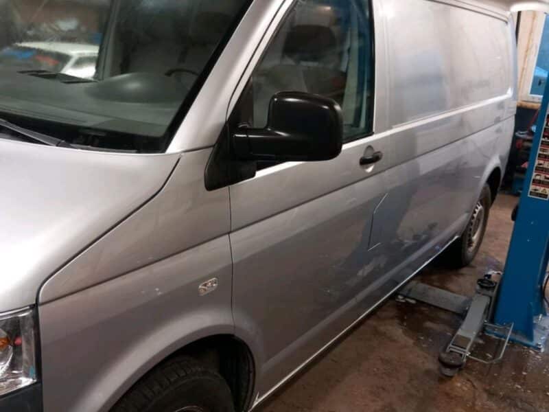 VW Transporter Kastenwagen T5/langer Radstand 2.5Ltr 96 kw