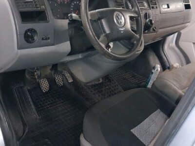 VW Transporter Kastenwagen T5/langer Radstand 2.5Ltr 96 kw