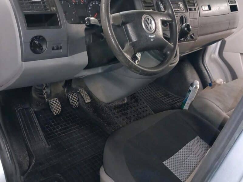 VW Transporter Kastenwagen T5/langer Radstand 2.5Ltr 96 kw