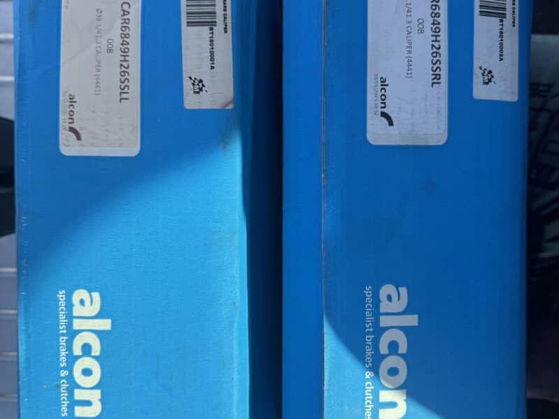 Alcon Bremssättel NEU Fiesta/208 Rally4