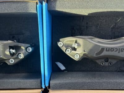 Alcon Bremssättel NEU Fiesta/208 Rally4