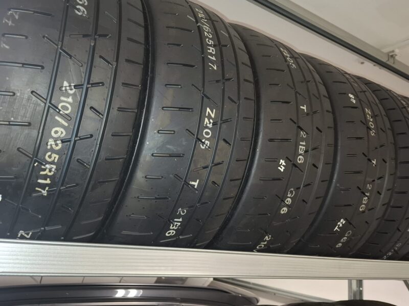 Hankook Z205 210/625R17 in T72/T53/W53 Neue und gebr.