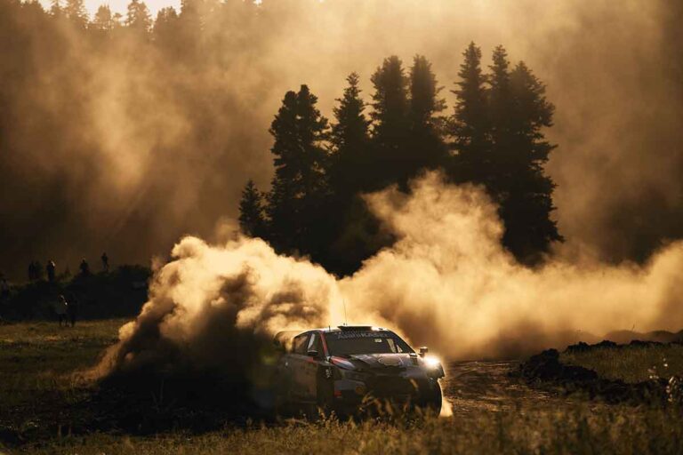 Akropolis-Rallye: Neuville und Ogier kämpfen um Sieg