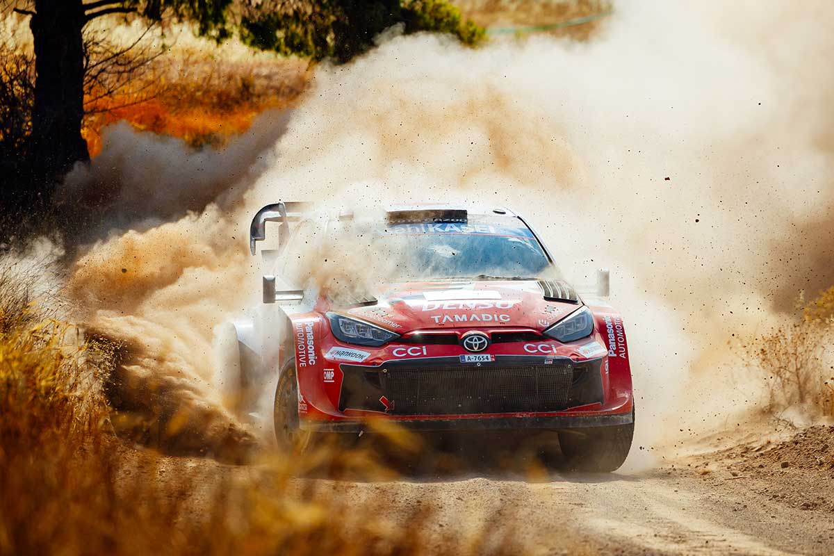 Drei Fahrer, ein Titel: Showdown auf Sardinien