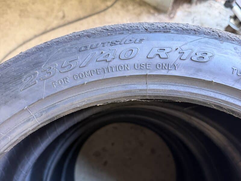 9x Pirelli P Zero RA5A Asphalt-Rallyreifen 235/40 R18 – 1x neu, 8x ca. 90 % – 1.400 € komplett