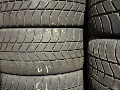 Pirelli Cinturato RWB & RWC Regenreifen zu verkaufen