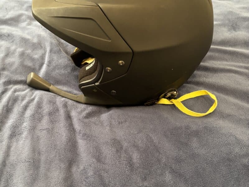 Komplettset Anzug, Helm+HANS